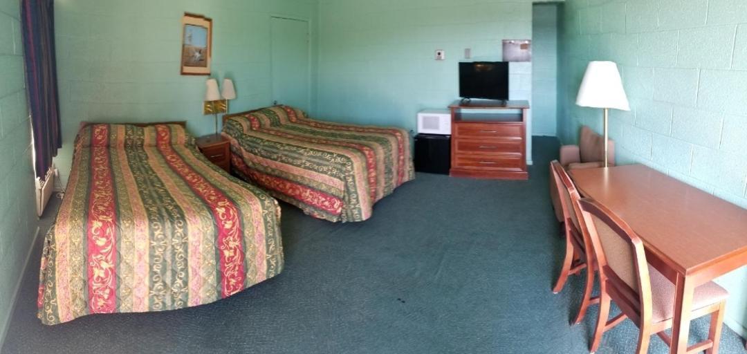 Holiday Host Motel Sonora Exterior foto